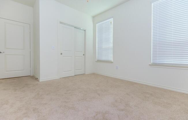 3 beds, 2 baths, 1,201 sqft, $1,461