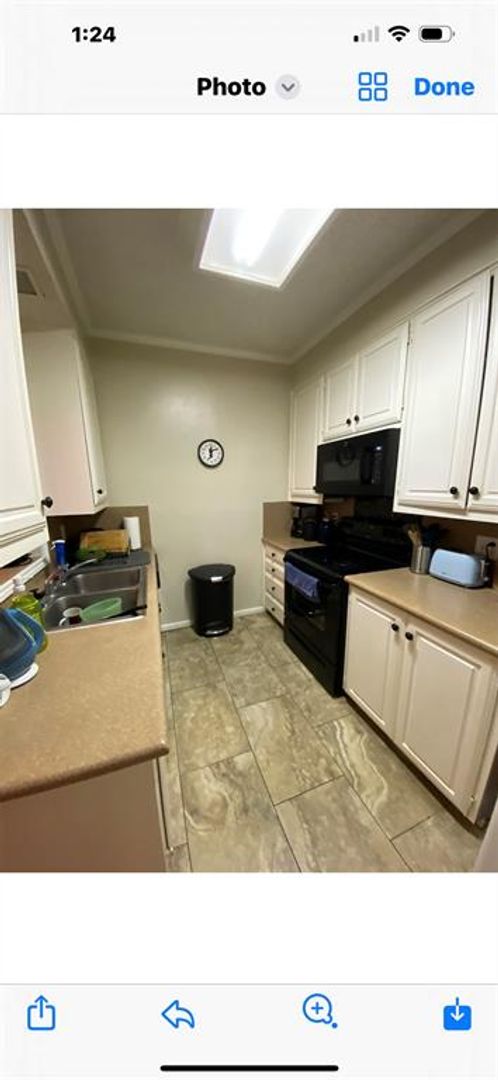 1 bed, 1 bath, 788 sqft, $1,400, Unit 16