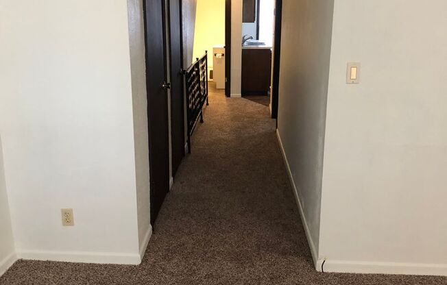 1 bed, 1 bath, $750, Unit 415-3 Prairie