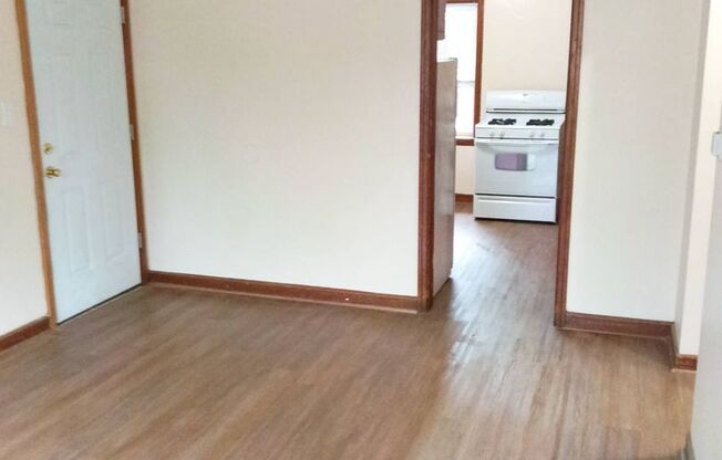 2937N76thJ