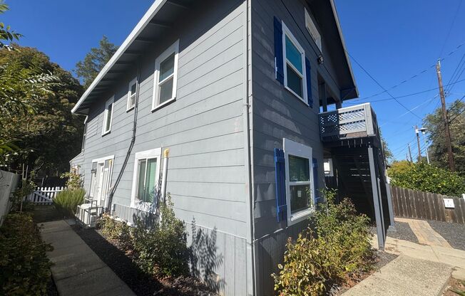 3 bedroom | 1 bathroom | Oak Park Duplex