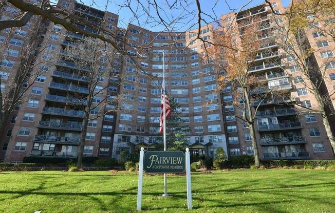 61-20 Grand Central Parkway
