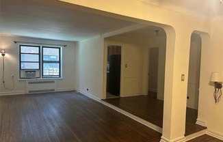 Studio, 1 bath, 650 sqft, $1,900, Unit 125