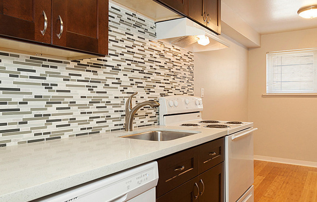 951 Wallingford Apts