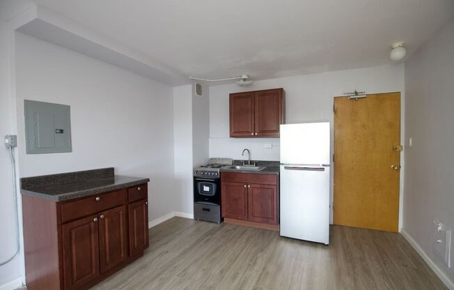 1 bed, 1 bath, $1,225, Unit 401