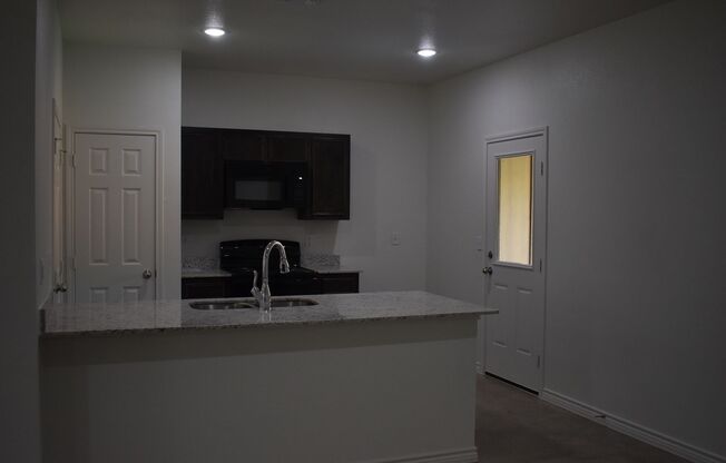 3 beds, 2 baths, 1,300 sqft, $1,395, Unit B-STILL OCCUPIED BY RESIDENT