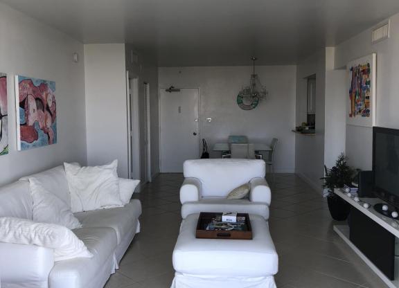2 beds, 2 baths, 1,190 sqft, $3,950