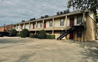 Charming 2/2 Condo Blocks from Baylor Campus!