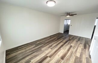 2 beds, 1 bath, $2,185, Unit E