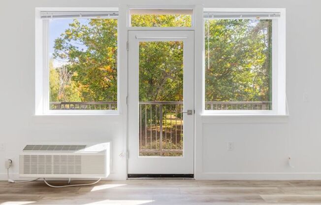 1 bed, 1 bath, 569 sqft, $1,595, Unit 404