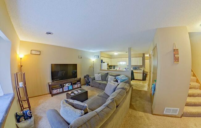 3D Tour Available - 4 Bedroom + Washer & Dryer! Available Sept 3rd!