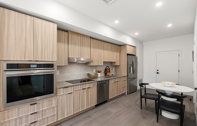 1 bed, 1 bath, 535 sqft, $2,625, Unit 608