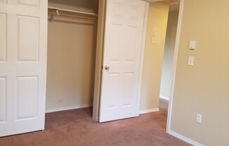 2 beds, 1 bath, 850 sqft, $1,425, Unit 11