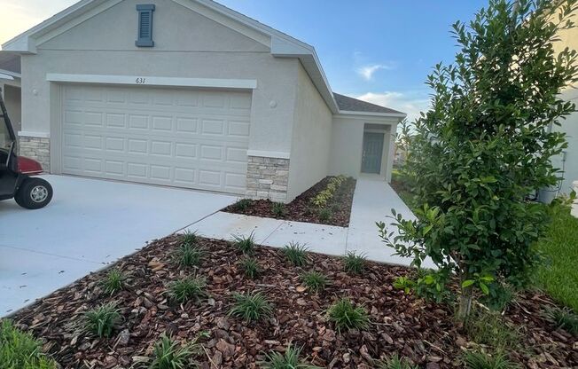 Newly developed Lakefront 3B/2B home in Eaves Bend Community available for LONG-TERM Renting!!!!!