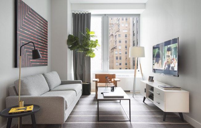1 bed, 2 baths, $6,450, Unit 601