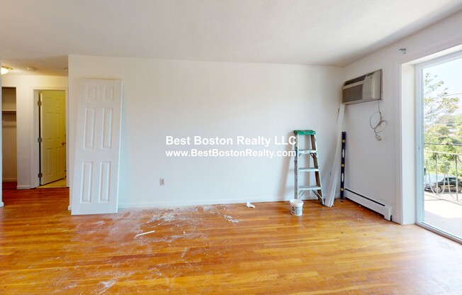435 SHIRLEY ST