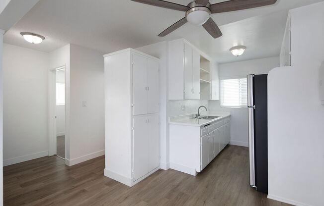 Catalina Pacific Apartments