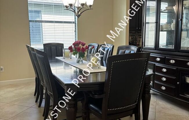 4309 SUMMER BREEZE WAY