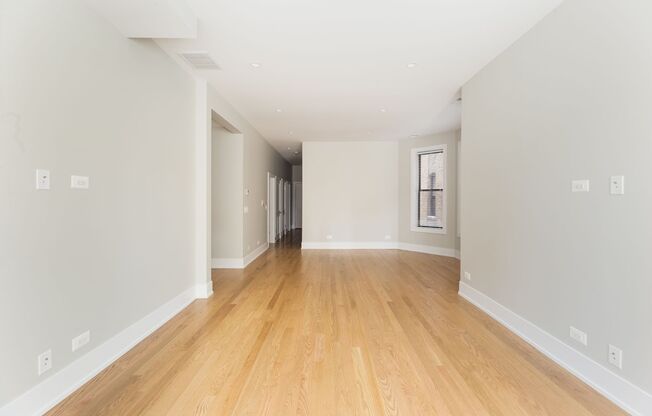 2 beds, 1 bath, 1,055 sqft, $3,850, Unit 3525W-1F