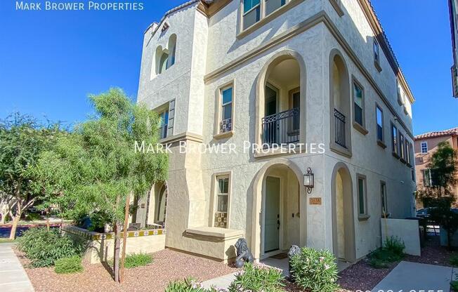 2 beds, 2.5 baths, 1,369 sqft, $1,949