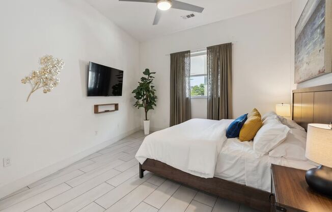 1 bed, 1 bath, $1,749, Unit 413