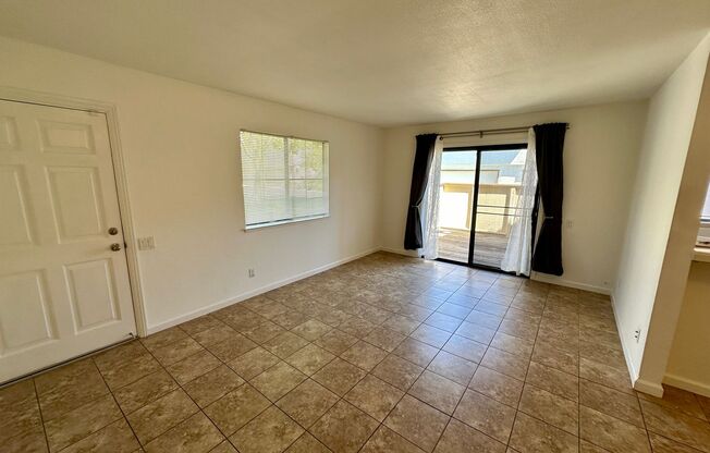 2 beds, 1 bath, $2,750