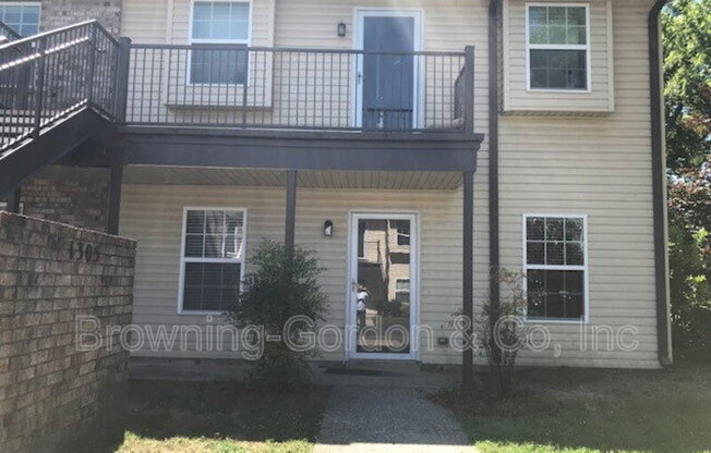 1303 ACKLEN AVE