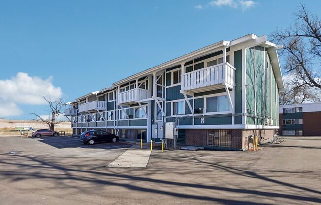 Studio, 1 bath, 490 sqft, $749, Unit Unit 312