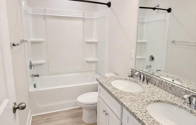 3 beds, 2.5 baths, 1,407 sqft, $2,200, Unit 8216