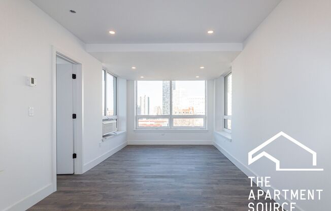 1 bed, 1 bath, $1,965, Unit 702