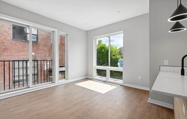 1 bed, 1 bath, 557 sqft, $1,414, Unit Unit 313
