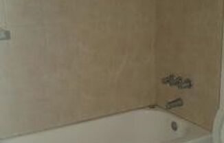 2 beds, 2 baths, 947 sqft, $2,000, Unit 615-205 (R)