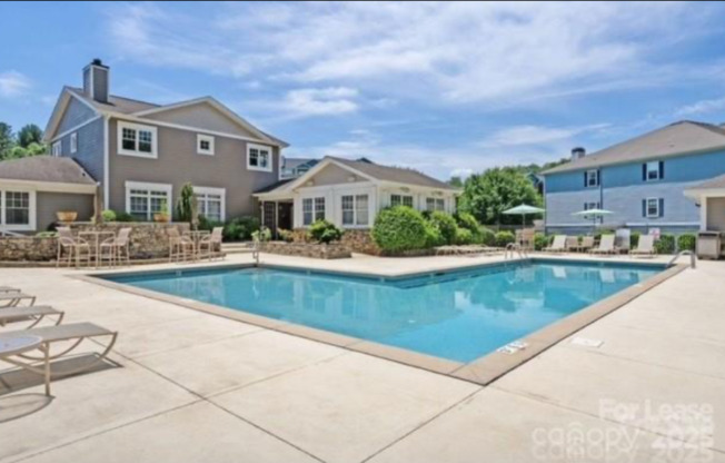 8 CALEDONIA RD
