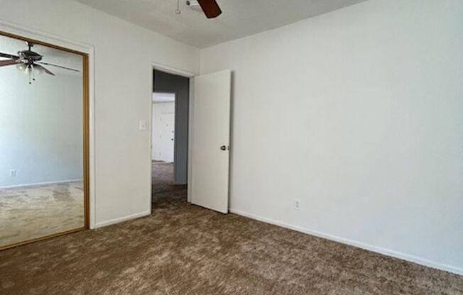 2 beds, 1 bath, $2,350, Unit E