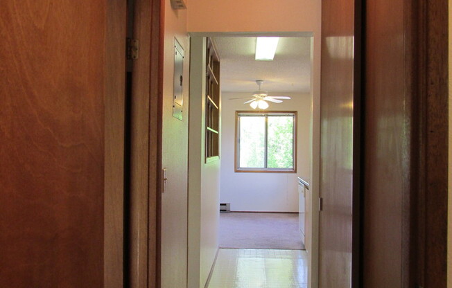 Veneta Marie Apartments