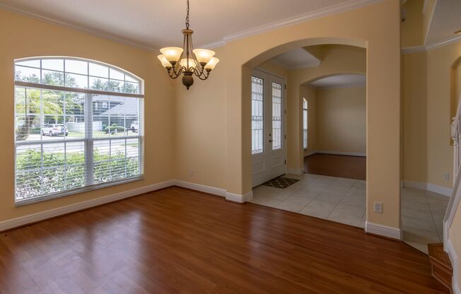 BEAUTIFUL 5 Bedroom/4 Bath Home Located in GATED Belle Meade Community!