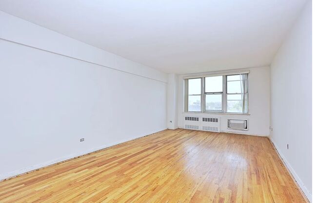 1 bed, 1 bath, $1,750, Unit APARTMENT 7F