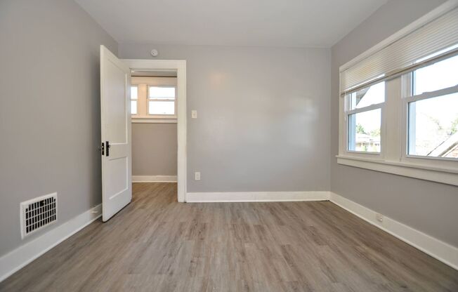 3 beds, 1 bath, $1,449