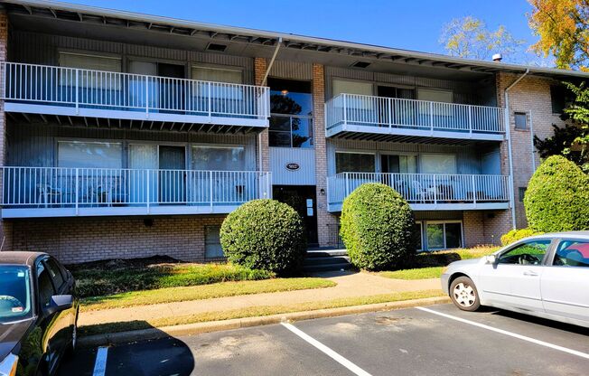 One bedroom condo with lots of space in Henrico County