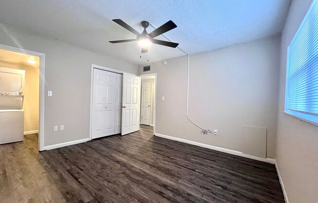 2 beds, 1 bath, 900 sqft, $1,899, Unit 450-203