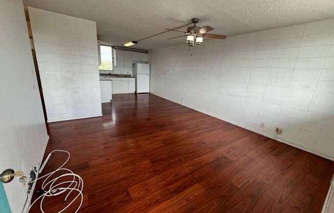 2 beds, 1 bath, $1,750