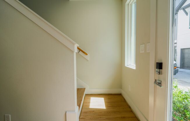 Modern Comfort in a Prime Location