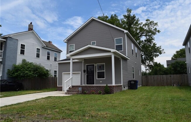 1509 ELM AVE