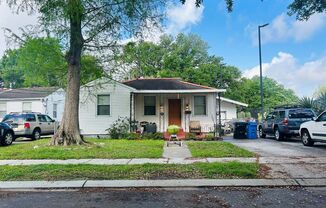Bayou St. John Cottage - 3 Bedrooms/2 Baths Single Family Home!