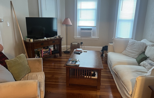 186 SHERIDAN AVE