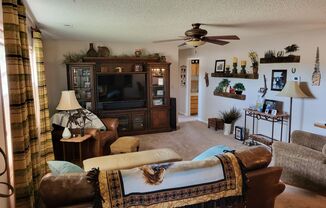 3 beds, 2 baths, $2,300