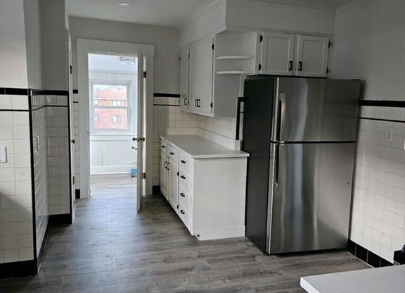 3 beds, 1 bath, 1,400 sqft, $3,250, Unit 2