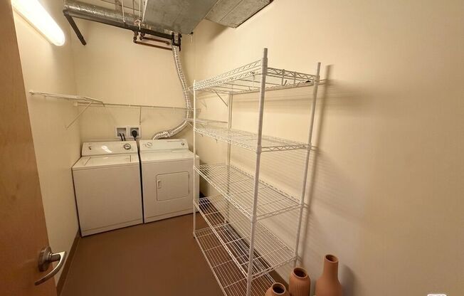 1 bed, 1 bath, 1,100 sqft, $2,600, Unit 506