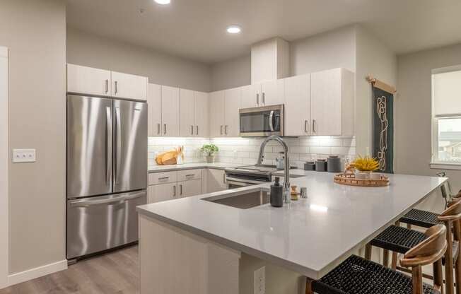 New Apartments Ridgefield WA with Stainless Steel Appliances in Kitchen