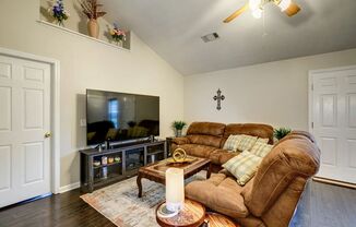 3 beds, 2 baths, $1,999